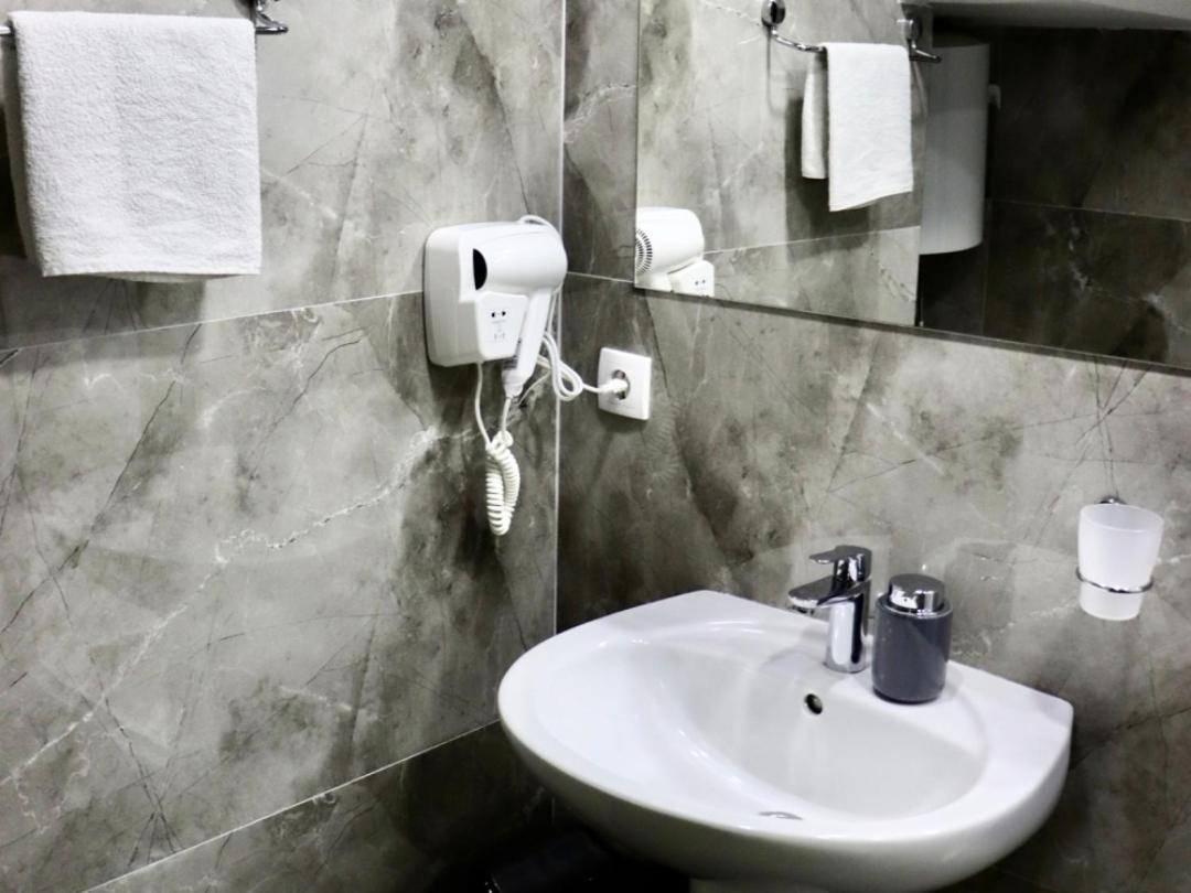 Mala Plaza Bed and Breakfast Ulcinj Kamer foto