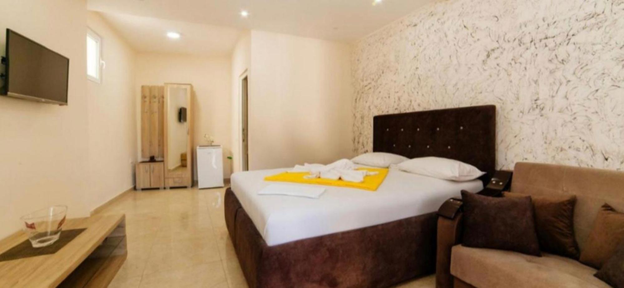 Mala Plaza Bed and Breakfast Ulcinj Kamer foto