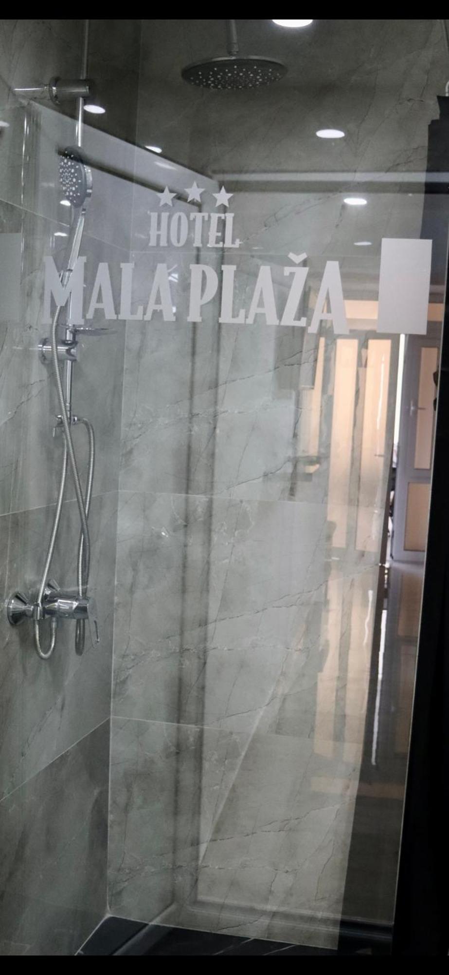 Mala Plaza Bed and Breakfast Ulcinj Kamer foto