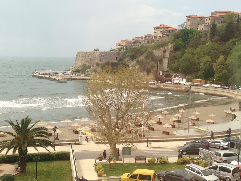 Mala Plaza Bed and Breakfast Ulcinj Buitenkant foto