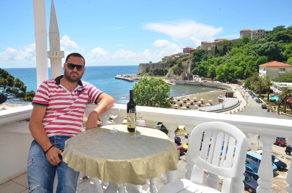 Mala Plaza Bed and Breakfast Ulcinj Buitenkant foto