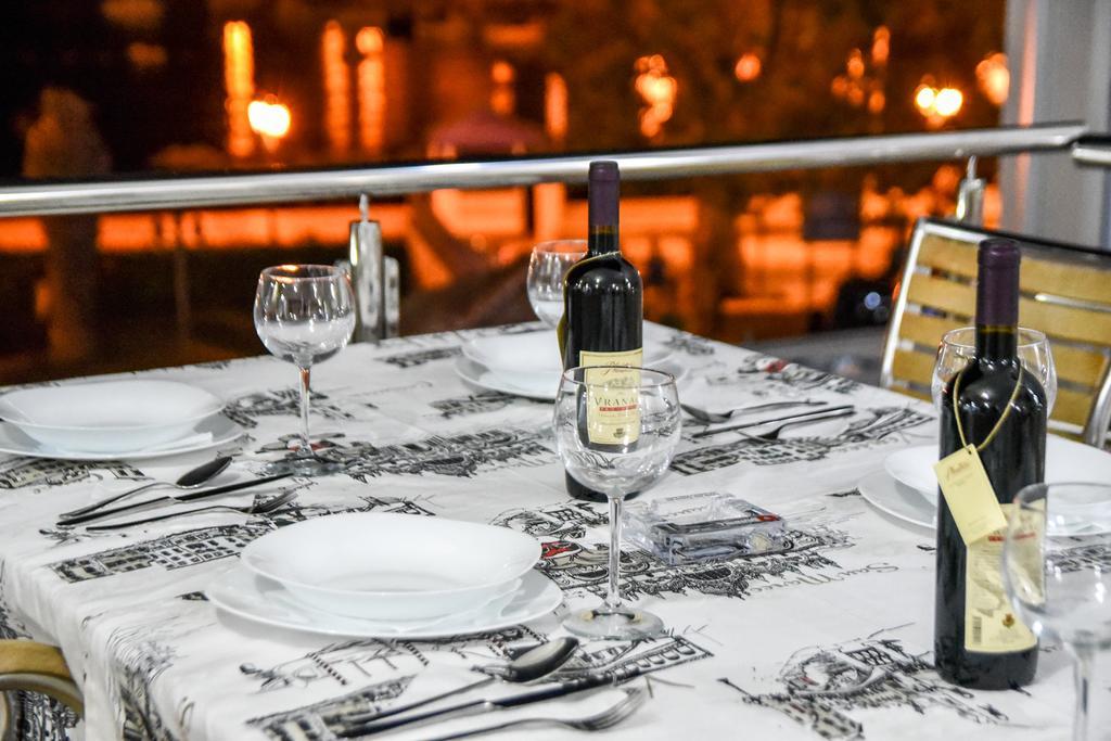 Mala Plaza Bed and Breakfast Ulcinj Buitenkant foto