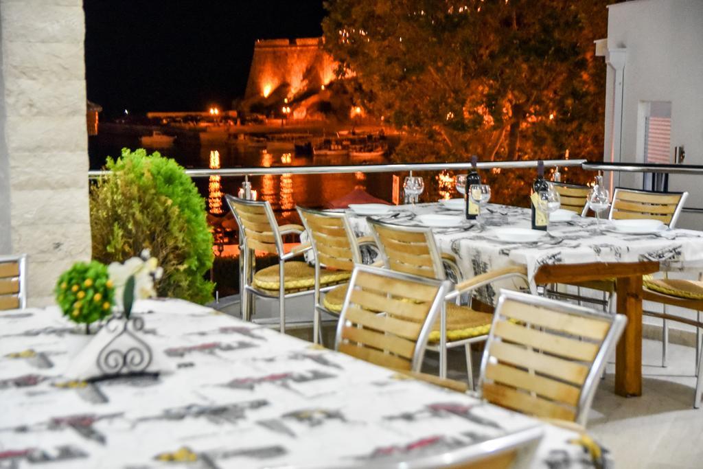 Mala Plaza Bed and Breakfast Ulcinj Buitenkant foto