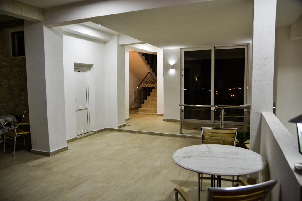 Mala Plaza Bed and Breakfast Ulcinj Buitenkant foto