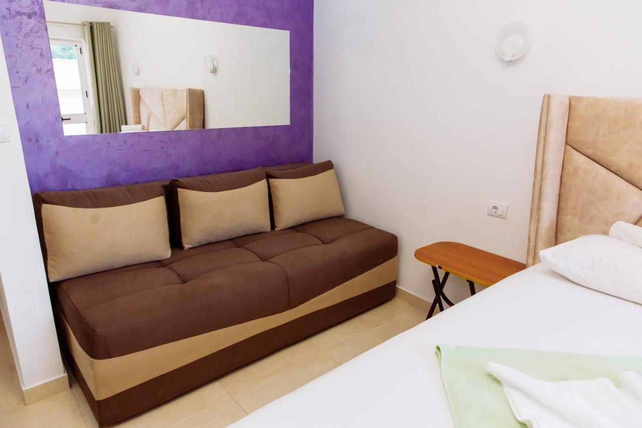 Mala Plaza Bed and Breakfast Ulcinj Buitenkant foto